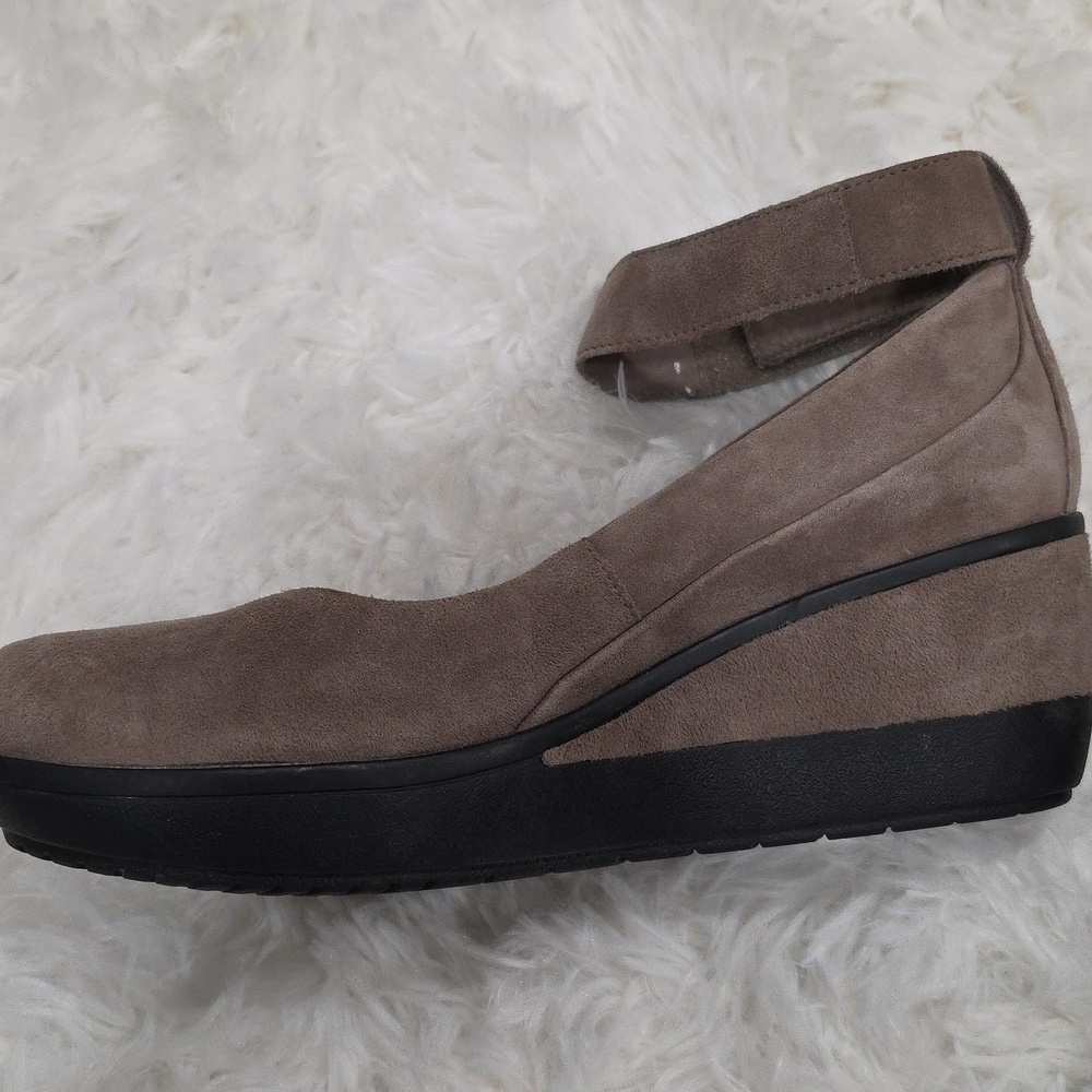 Clarks Wynnmere Fox Ankle Wedge Pump. Size 8.5 - Picture 7 of 10